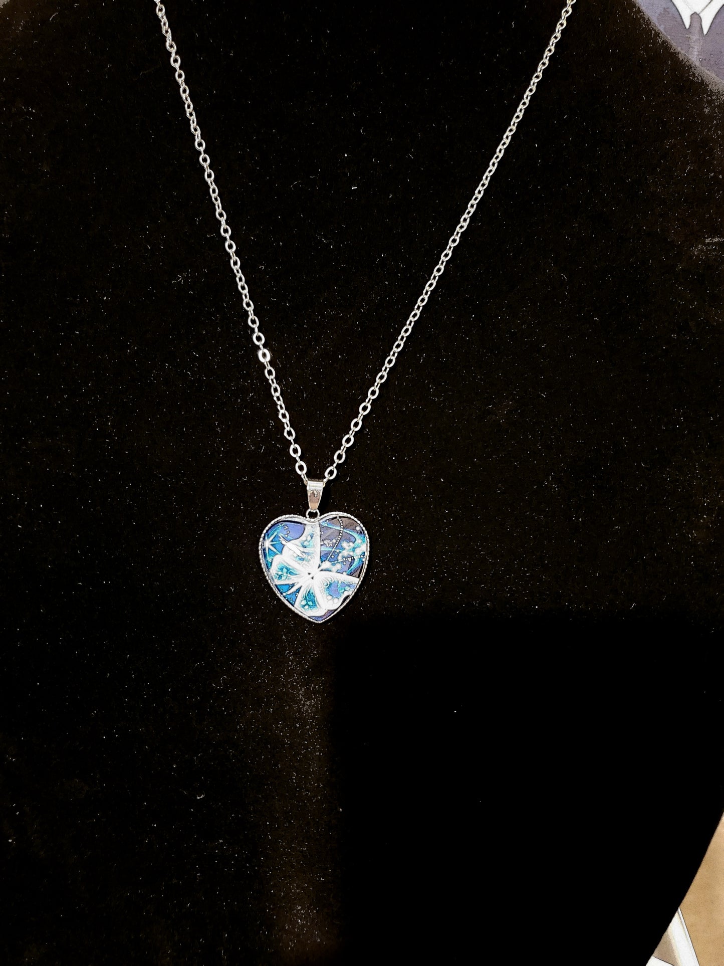 Hearty Glass Blue Pendant