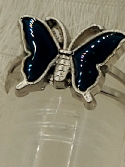 MOODY BLUES RING