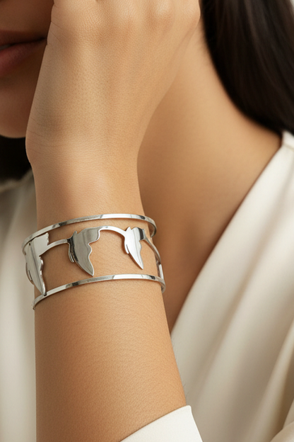 STAY SOLID BRACELET