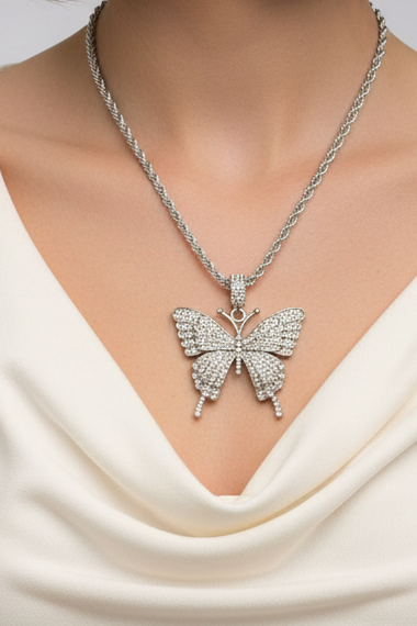 THE KING NECKLACE