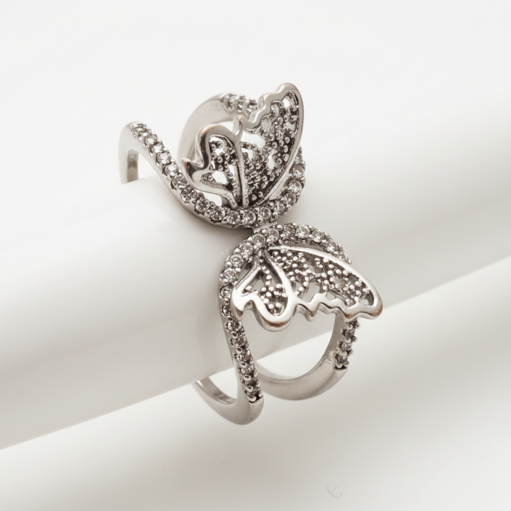 KISSED RING