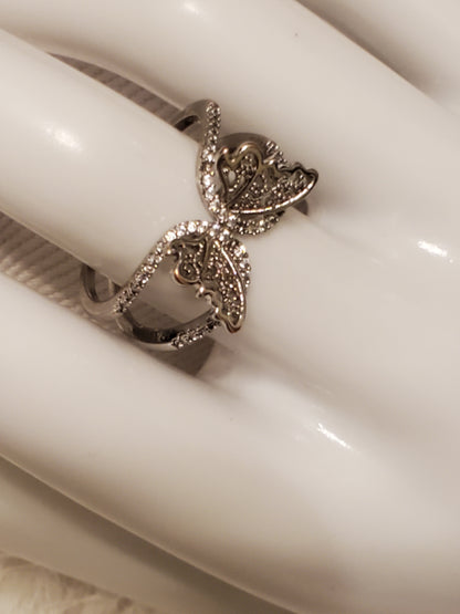 KISSED RING