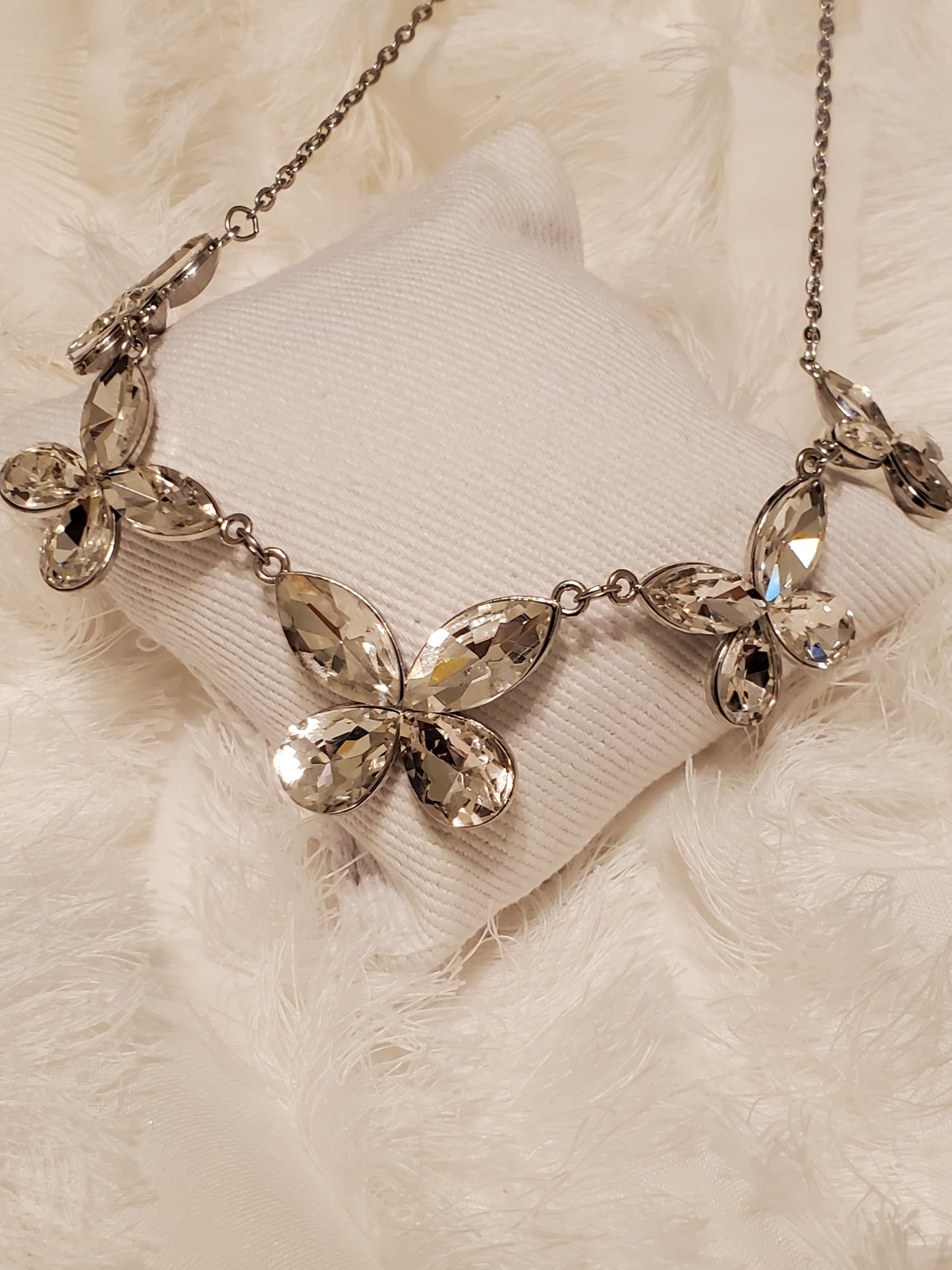 BE BOLD NECKLACE